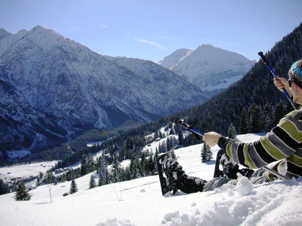 Hotel Gasthof Baren Holzgau Zewnętrze zdjęcie