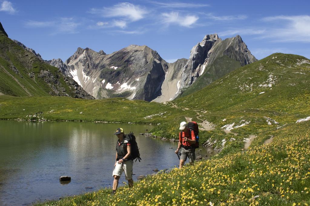 Hotel Gasthof Baren Holzgau Zewnętrze zdjęcie